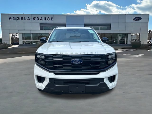 New 2026 Ford Expedition Active RWD image 2