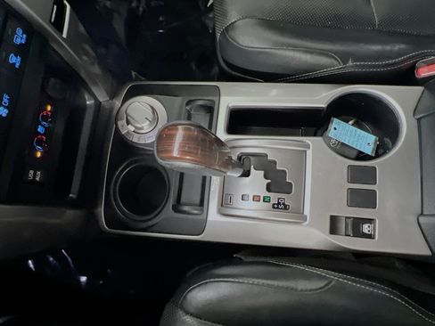 Used 2018 Toyota 4Runner Limited AWD/4WD image 25