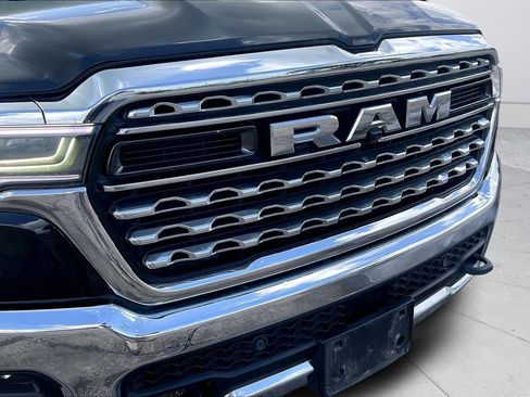 Used 2025 RAM 1500 Limited w/ Off Road Group AWD/4WD image 32