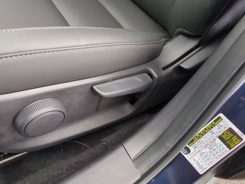 New 2025 MAZDA CX-30 AWD 2.5 S w/ Select Sport Pkg image 15