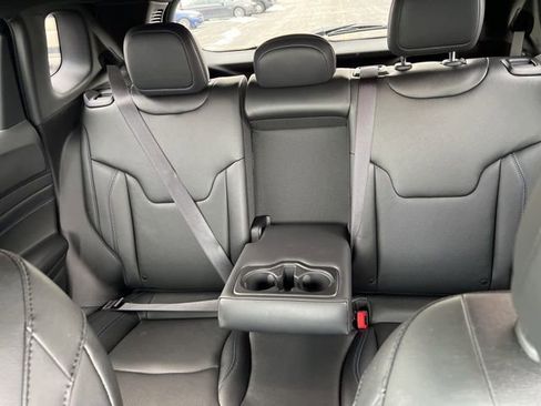 Used 2025 Jeep Compass Limited w/ High Altitude Package image 15