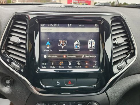 Used 2019 Jeep Cherokee Limited w/ Trailer Tow Group image 27