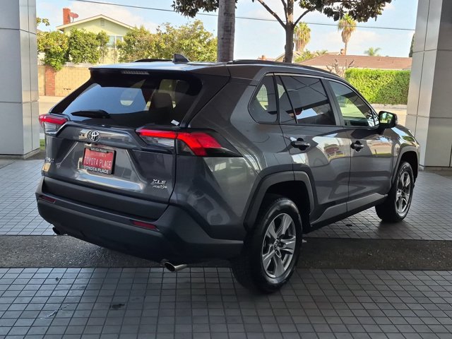 Used 2024 Toyota RAV4 XLE AWD/4WD image 8