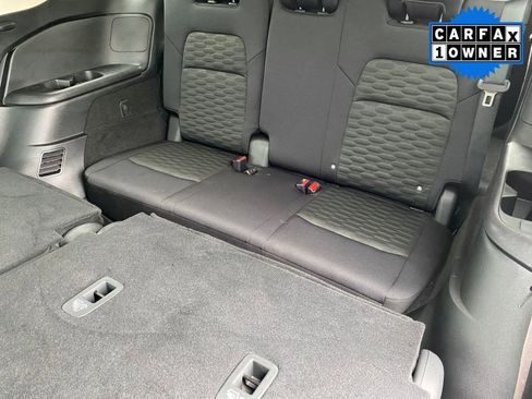 Used 2024 Nissan Pathfinder SV image 30