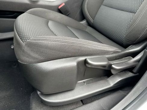 Used 2023 GMC Terrain SLE FWD image 12