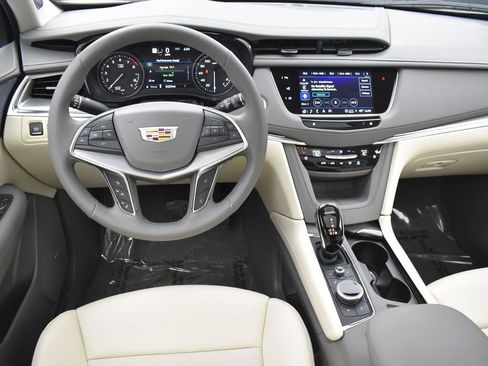 New 2026 Cadillac XT5 Premium Luxury w/ Driver Assist Package image 14