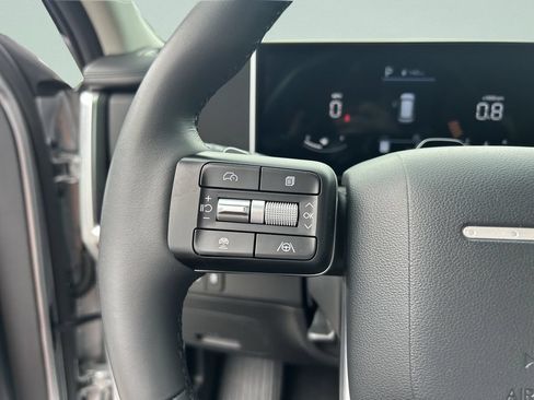 Certified 2025 Hyundai Santa Fe SEL FWD image 31