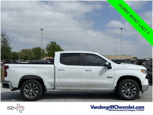 New 2026 Chevrolet Silverado 1500 LT w/ Texas Edition Plus RWD image 3