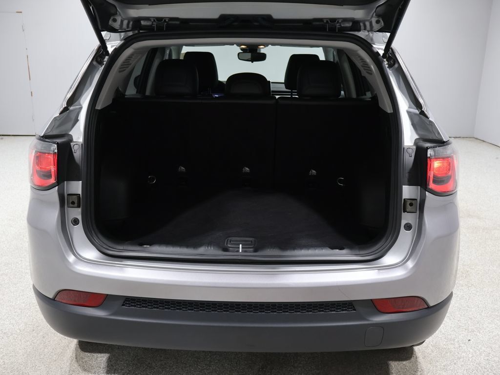Certified 2022 Jeep Compass Latitude AWD/4WD image 19