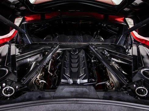 Used 2023 Chevrolet Corvette Stingray Premium Cpe w/ Z51 Performance Package image 9