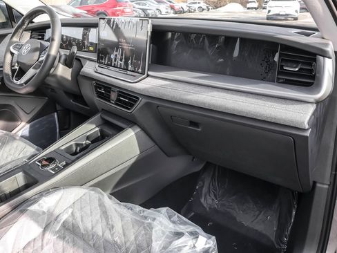 New 2026 Volkswagen Tiguan S image 39