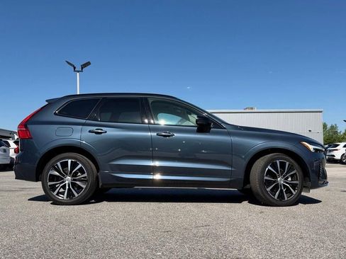 Used 2024 Volvo XC60 B5 Plus w/ Protection Package Premier AWD/4WD image 4