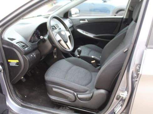 Used 2016 Hyundai Accent SE image 24