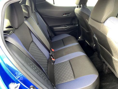 Used 2021 Toyota C-HR XLE image 28