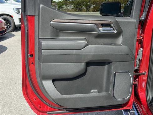 Used 2023 GMC Sierra 1500 SLT w/ SLT Premium Plus Package image 37