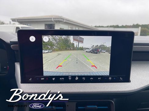 Used 2025 Ford Maverick XLT w/ XLT Luxury Package image 8