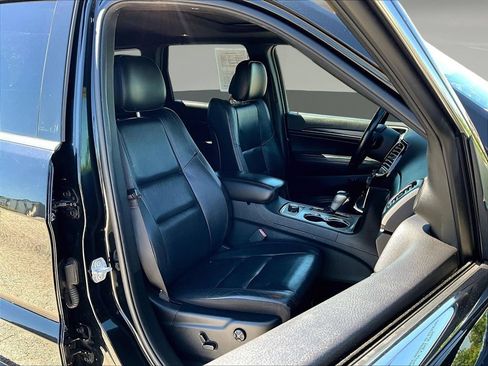 Used 2019 Jeep Grand Cherokee Limited AWD/4WD image 33
