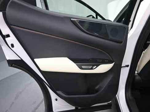 Used 2022 Lexus NX 350 AWD image 17