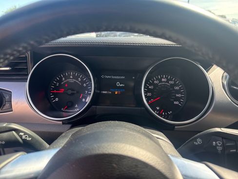 Used 2022 Ford Mustang GT Premium RWD image 14