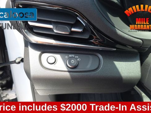 Used 2024 Buick Envista Sport Touring w/ Convenience II Package FWD image 14