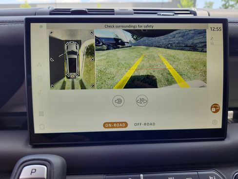 New 2025 Land Rover Defender 130 S image 20