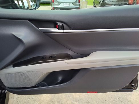 Used 2023 Toyota Camry LE FWD image 22