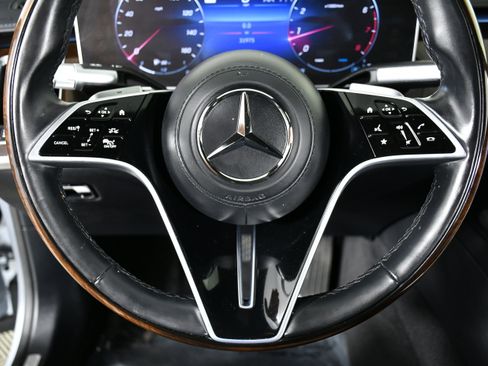 Used 2024 Mercedes-Benz S 580 4MATIC Sedan image 10