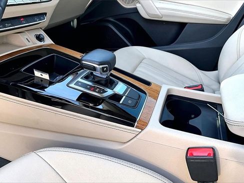 Used 2023 Audi Q5 2.0T Premium Plus w/ Premium Plus Package image 14