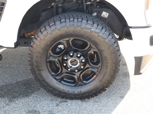 Used 2024 Ford F250 XL w/ STX Appearance Package AWD/4WD image 10