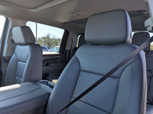 New 2026 GMC Sierra 2500 SLT w/ SLT Premium Package image 11