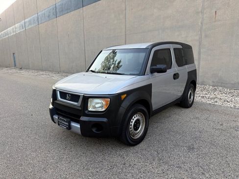 Used 2003 Honda Element DX image 1