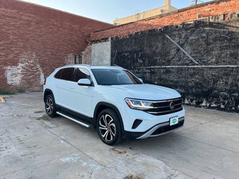 Used 2021 Volkswagen Atlas Cross Sport SEL Premium AWD/4WD image 1