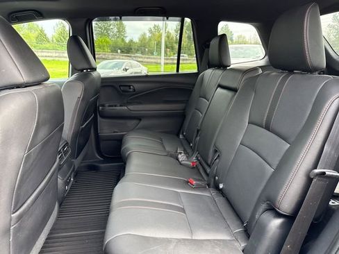 Used 2024 Honda Passport TrailSport image 19