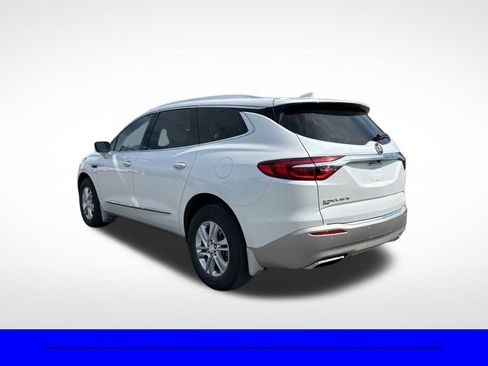 Used 2021 Buick Enclave Essence w/ Sound and Sites Package AWD/4WD image 3
