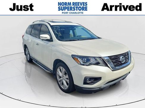 Used 2018 Nissan Pathfinder SL w/ SL Premium Package FWD image 1