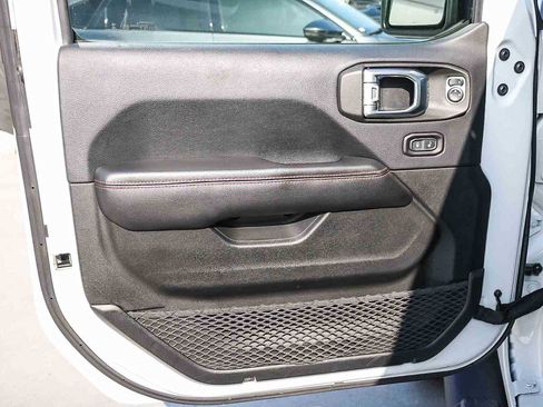 Used 2018 Jeep Wrangler Rubicon image 35