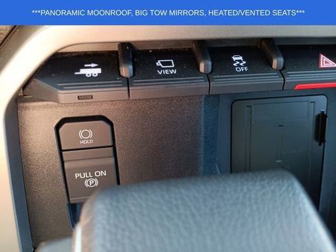 Used 2023 Toyota Tundra Limited AWD/4WD image 11