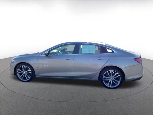 Used 2024 Chevrolet Malibu LT image 9