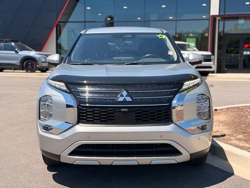 Used 2024 Mitsubishi Outlander SE FWD image 7