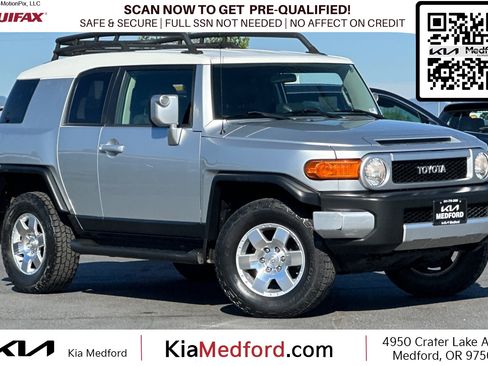 Used 2007 Toyota FJ Cruiser 4WD image 1