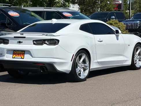 Used 2022 Chevrolet Camaro SS RWD image 5