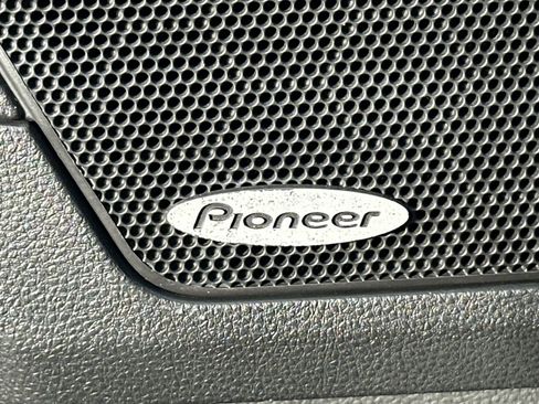 Used 2015 GMC Terrain SLE image 32