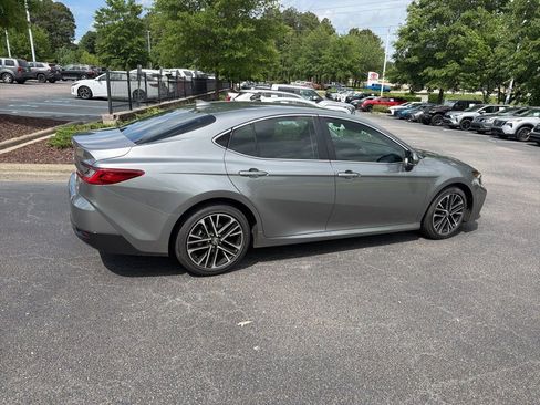 Used 2026 Toyota Camry XLE FWD image 4