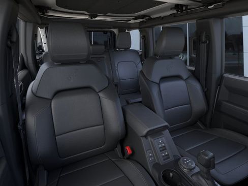 New 2025 Ford Bronco Badlands image 10