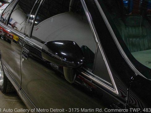 Used 1994 Chevrolet Impala SS image 33