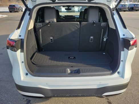 New 2026 INFINITI QX60 Luxe w/ Cargo Package image 16