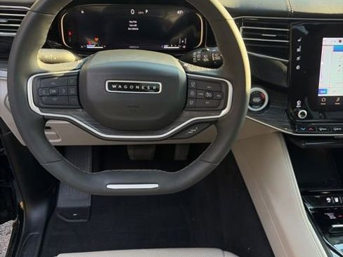 Used 2022 Jeep Wagoneer Series II w/ Premium Group I image 14