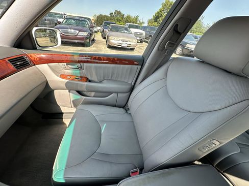 Used 2006 Lexus LS 430 RWD image 57