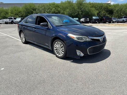 Used 2013 Toyota Avalon Limited FWD image 7
