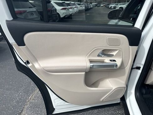 New 2026 Mercedes-Benz GLB 250 image 23